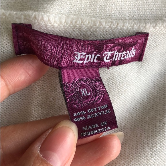 White Ruffled Cardigan - Picture 2 of 3